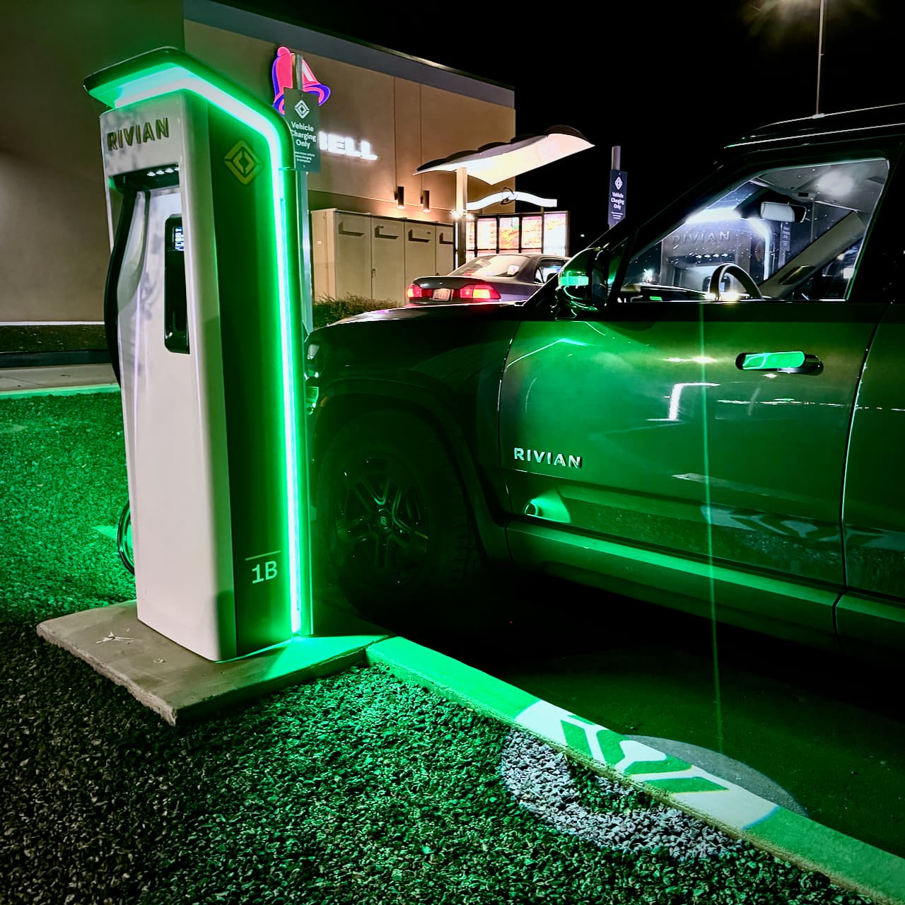 Rivian R1S at a Rivian Charge station